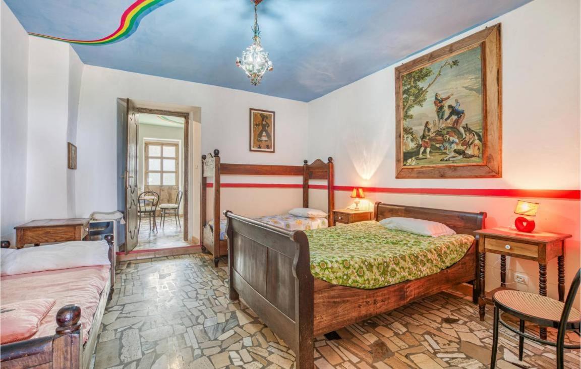 B&B I Colori Dell'Arcobaleno Belvedere Langhe Exterior photo